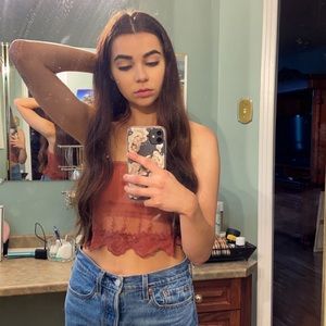 Meet your Posher, Victoria